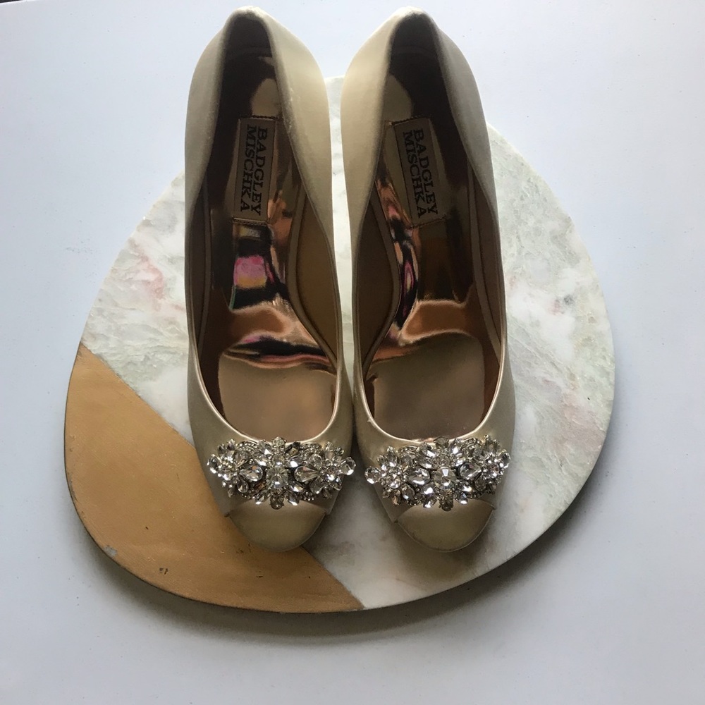 Badgley Mischka Wedge Heel